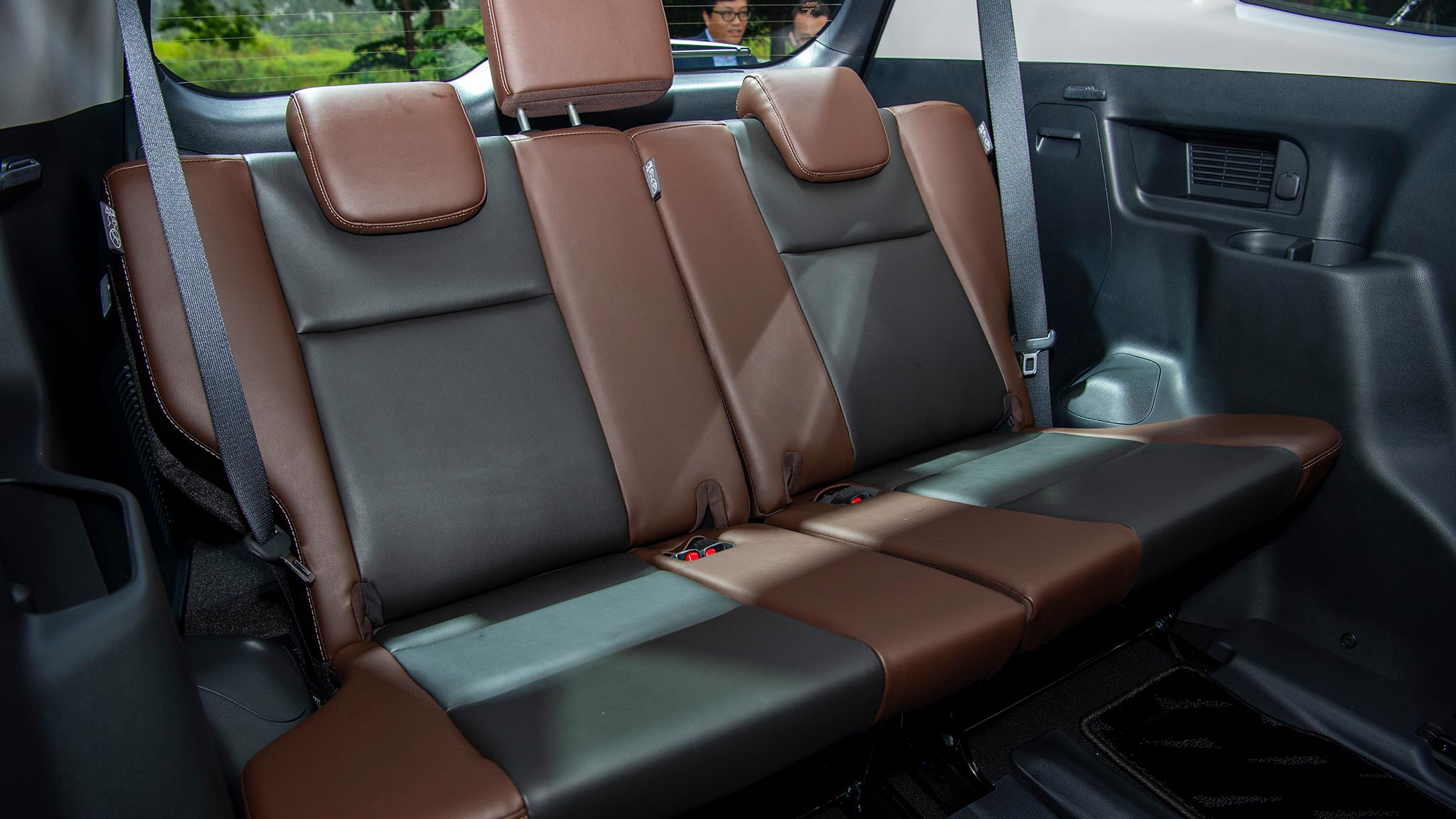 toyota-innova-cross-018