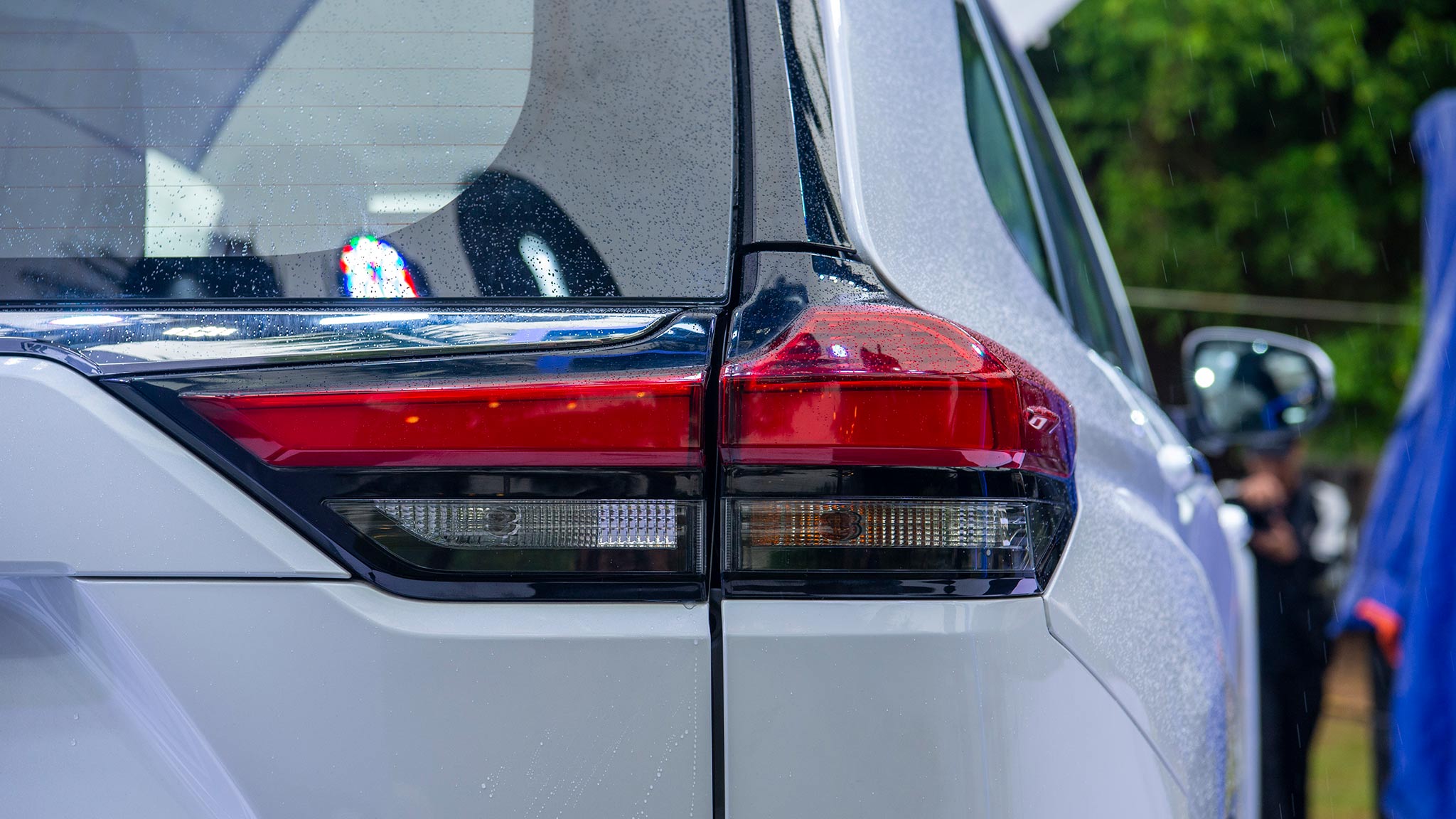toyota-innova-cross-05
